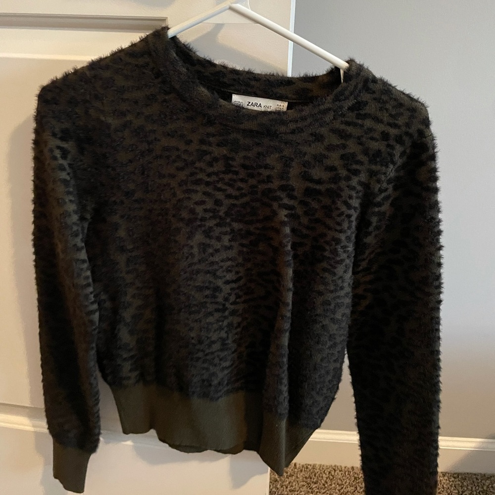 Zara Leopard Print Sweater